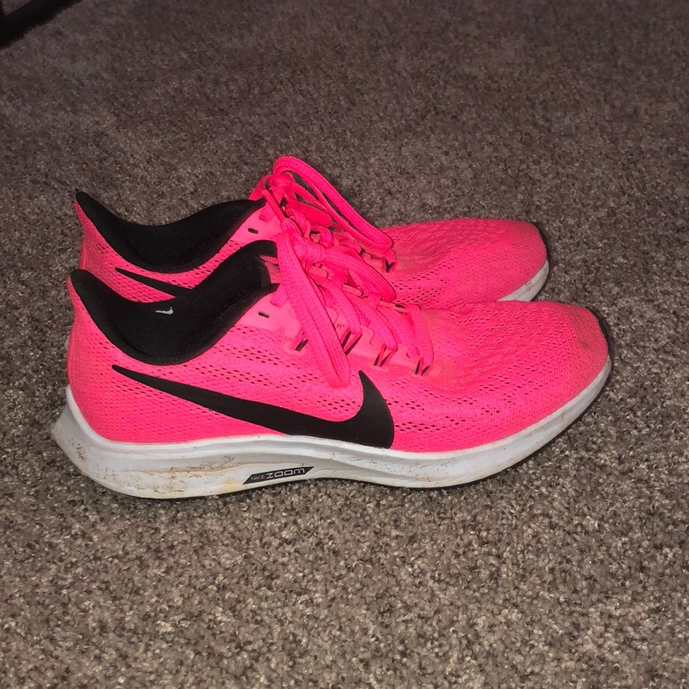 nike air zoom pegasus running shoes